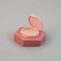Hot Highlighter -Pink Cube (01 Sun Glow) Make Up